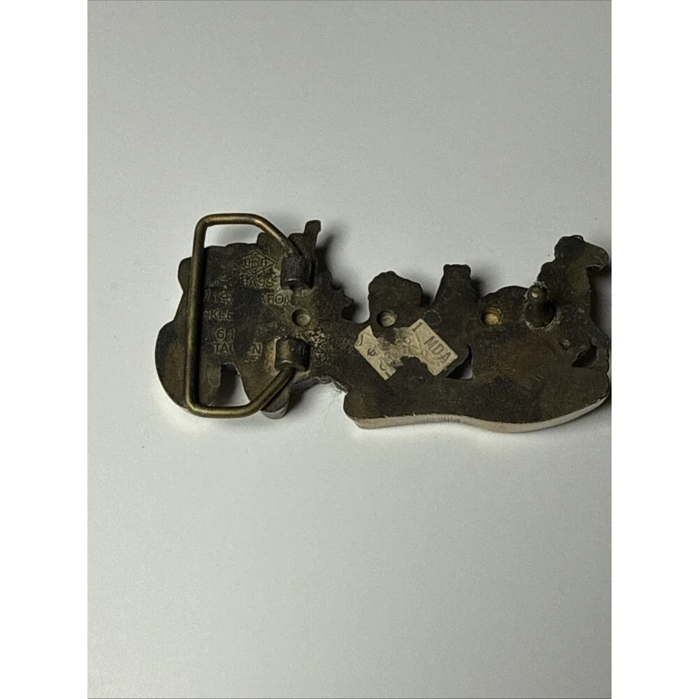 Vintage Baron's Brass Belt Buckle w/ Stagecoach & Horses 1979 3.75 Inches